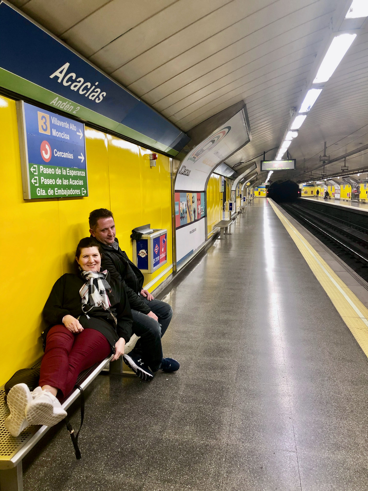 acacias metro stop